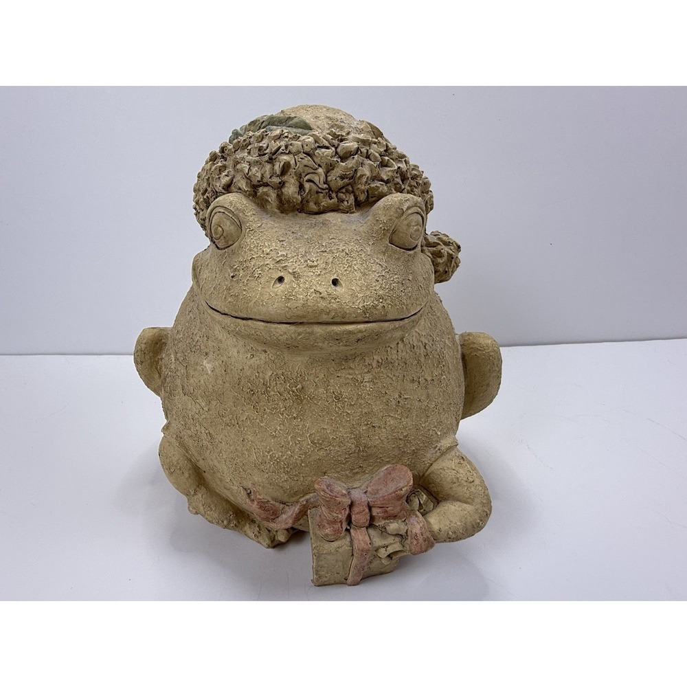 Garden Christmas Frog with Hat and Gift Resin Tan with Statue Outdoor 7 x 8" - Picture 7 of 8